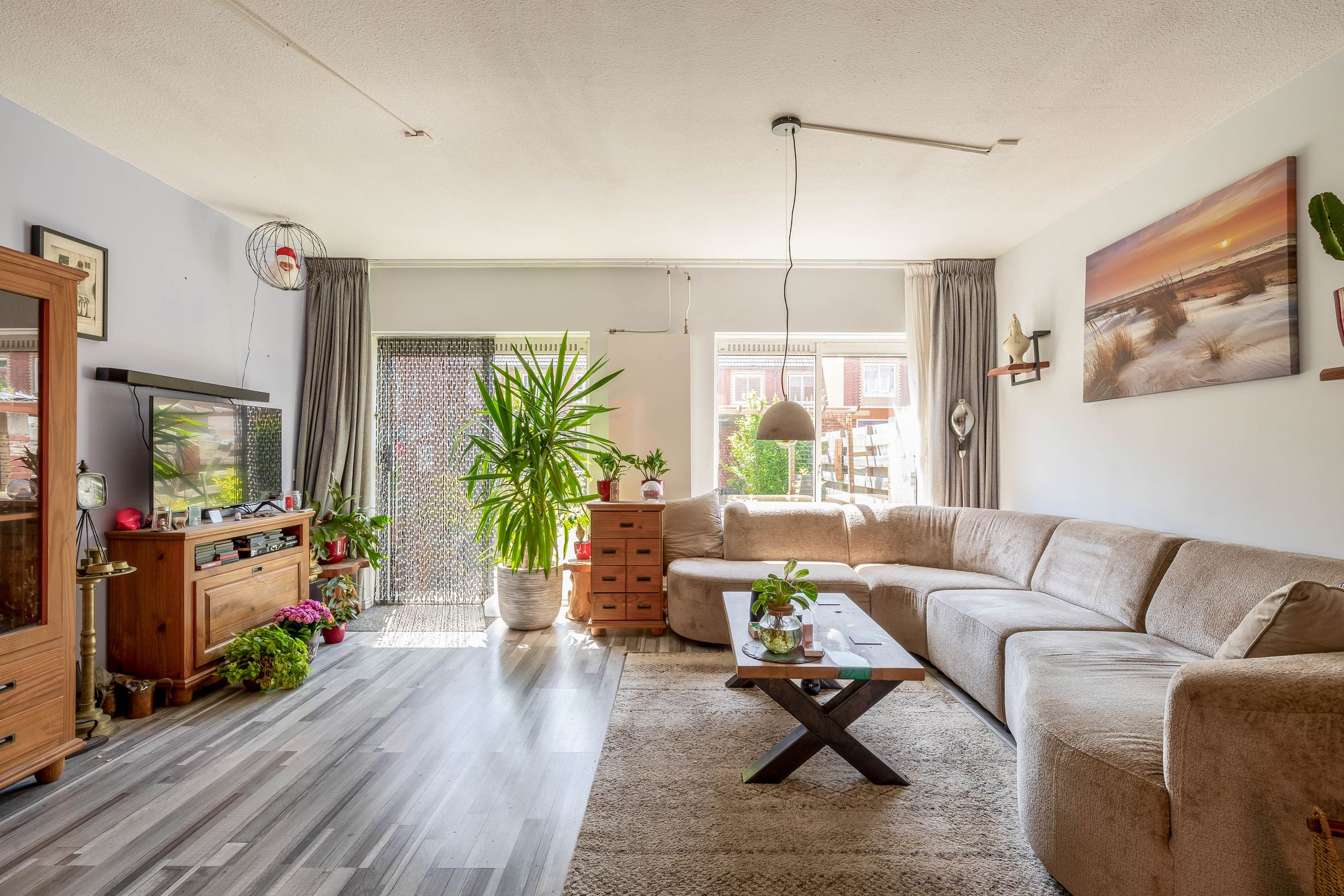 Spacious Five Bedroom Family Home Near Jagersplas — 9