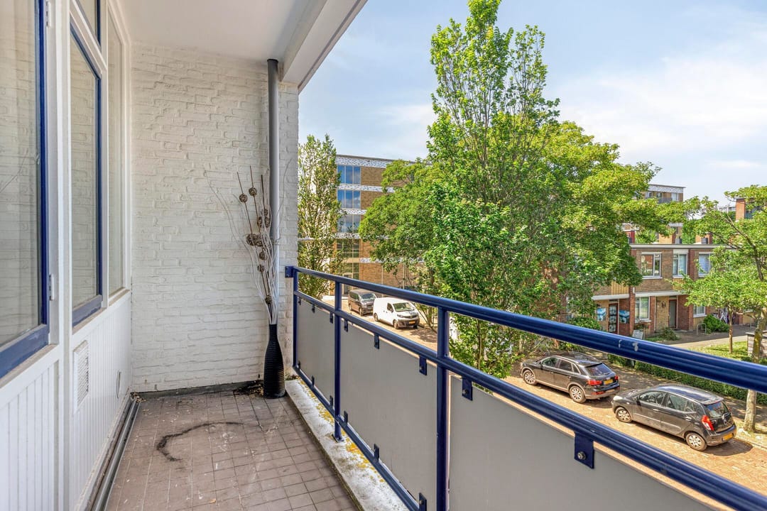 Spacious 4-Room Apartment with Balcony in Green Residential Area of The Hague Southwest — 22