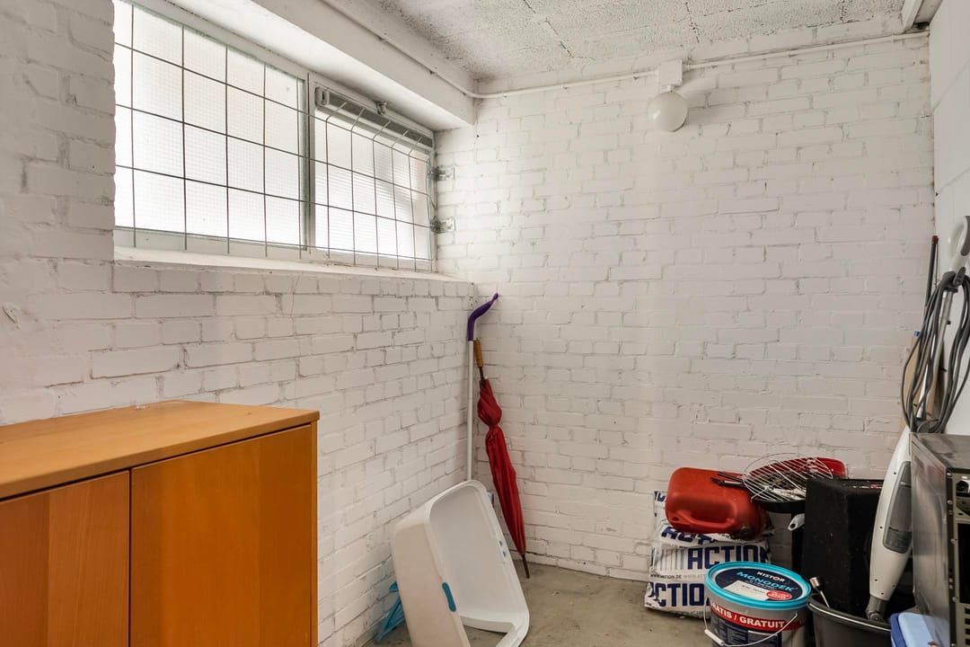 Spacious 4-Room Apartment with Balcony in Green Residential Area of The Hague Southwest — 26