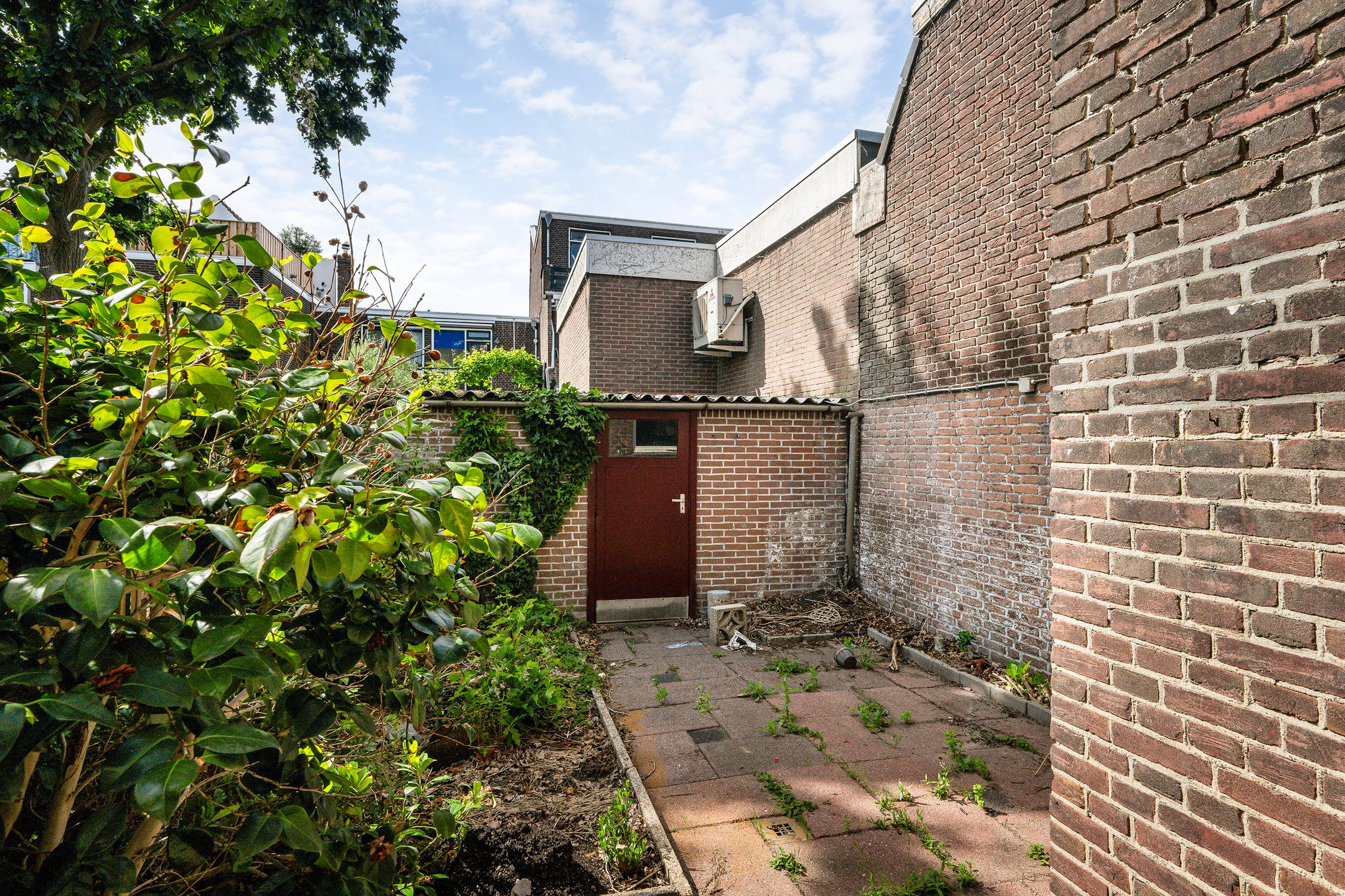Characteristic Ground Floor Apartment with Garden in Vlaardingen Center — 12