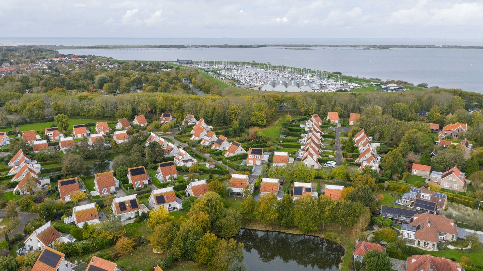 3-bedroom freehold villa in Scharendijke — photo 3 of 5