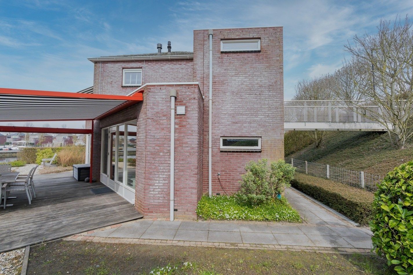 Foto 21 van Suisendijk 14-15