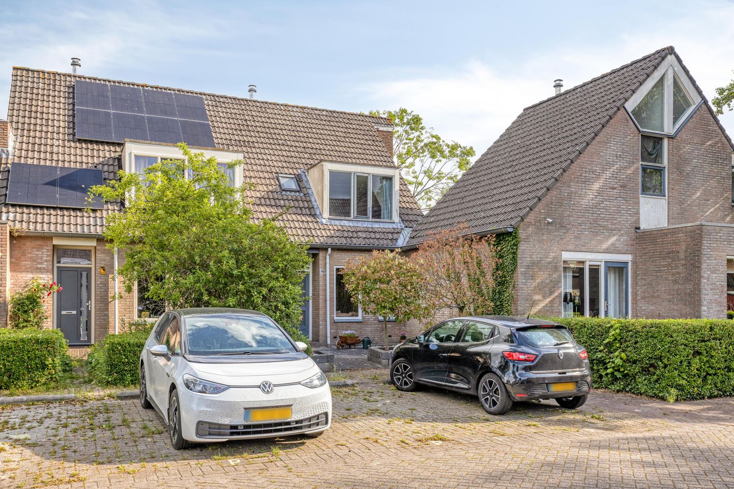 Photo 1 of Albert Schweitzerstraat 41