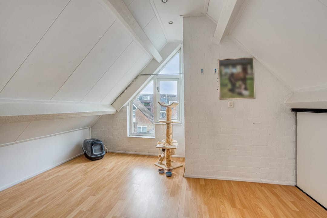 Photo 23 of Albert Schweitzerstraat 41