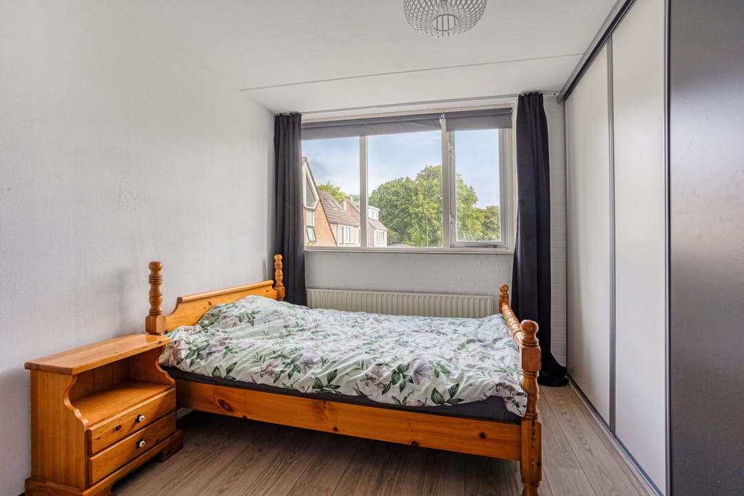 Photo 16 of Albert Schweitzerstraat 41