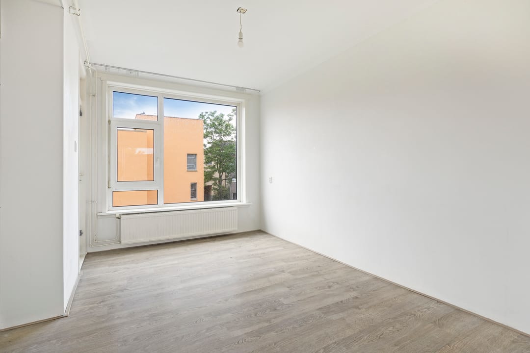 Photo 11 of Torenstraat 37