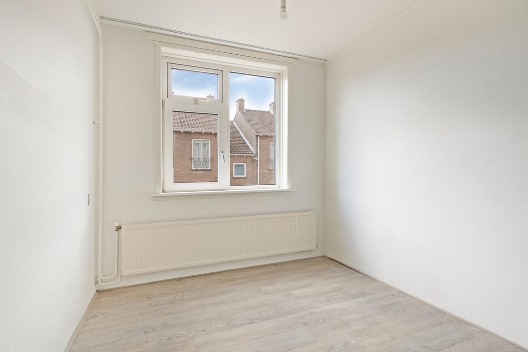 Photo 16 of Torenstraat 37