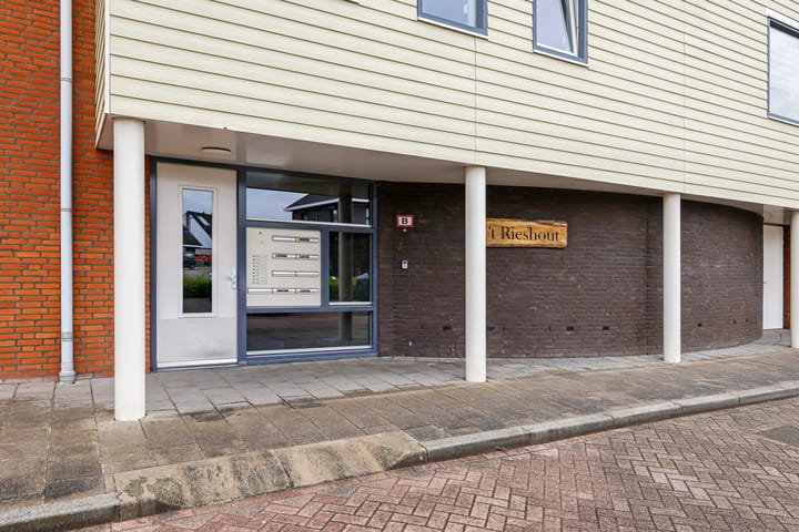 Appartement te koop: De Grip 24, Zetten