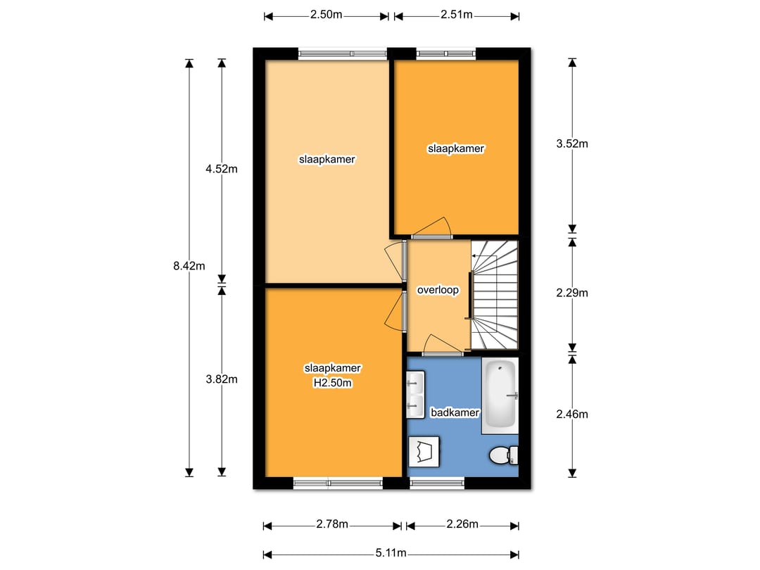 Spacious 4 Bedroom Terraced House with Large Garden — 52