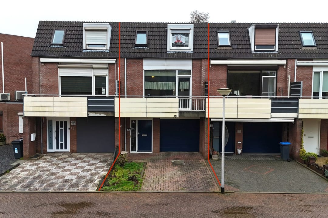 Photo 1 of Gouverneurstraat 15