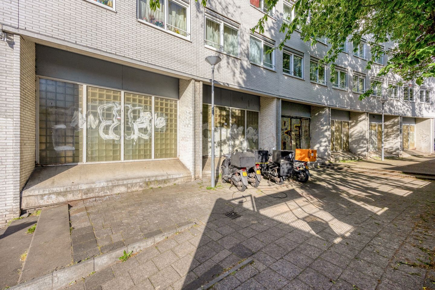 Bekijk foto 2 van Wolphaertsbocht 486