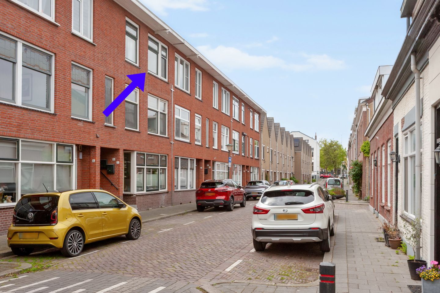 Starter Apartment with Sunny South-Facing Balcony Near Harbor and City Center — 29