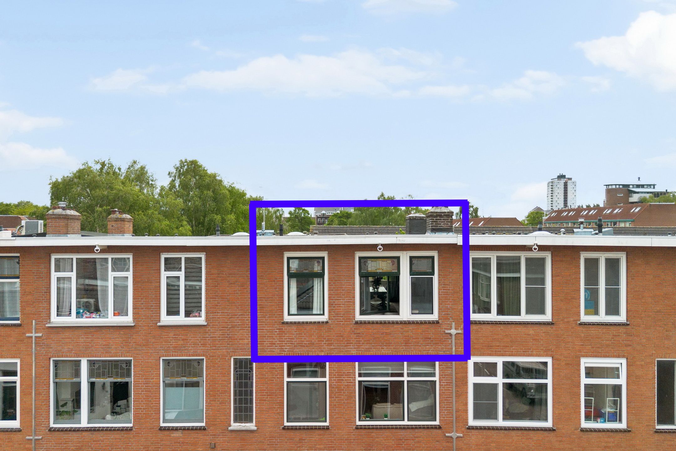 Starter Apartment with Sunny South-Facing Balcony Near Harbor and City Center — 27