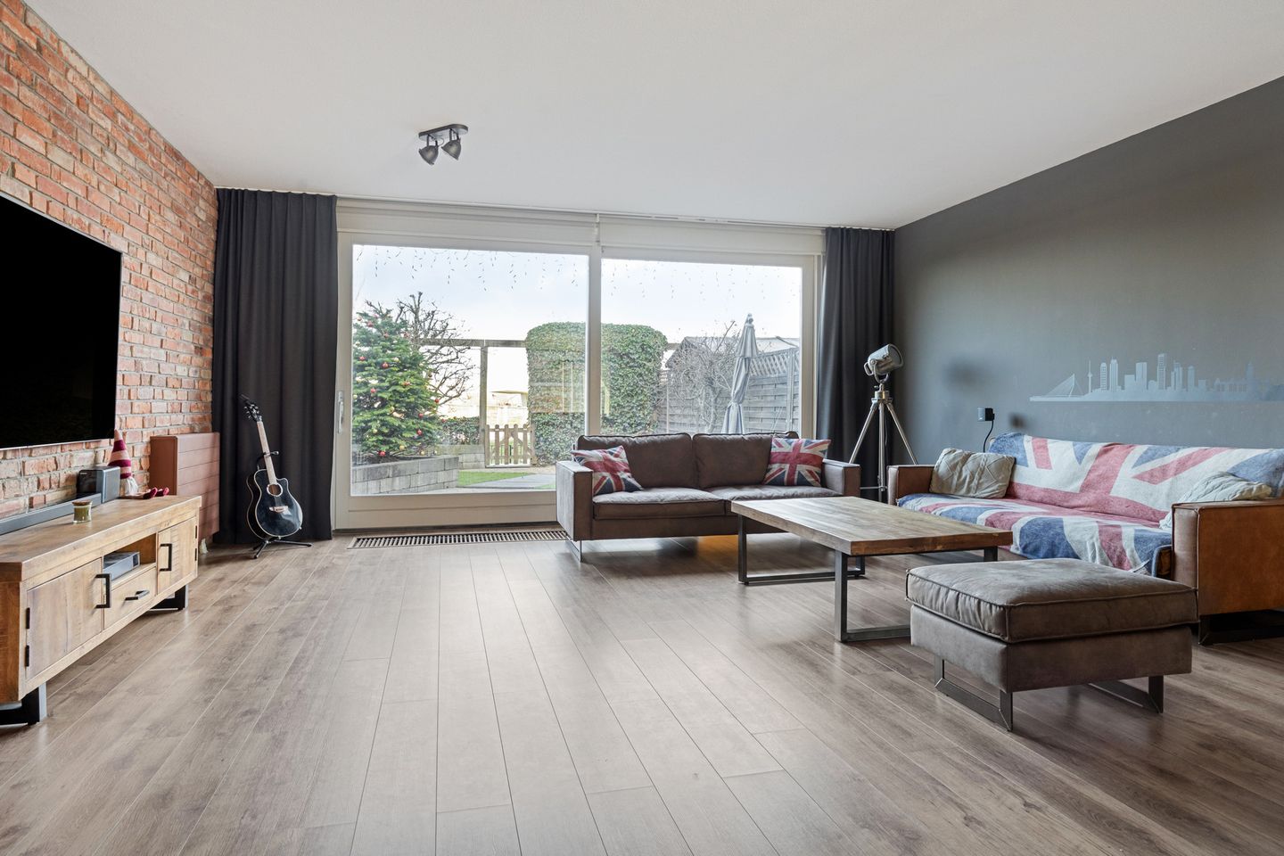 Spacious Waterfront Family Home with Energy Label A in Nesselande — 10