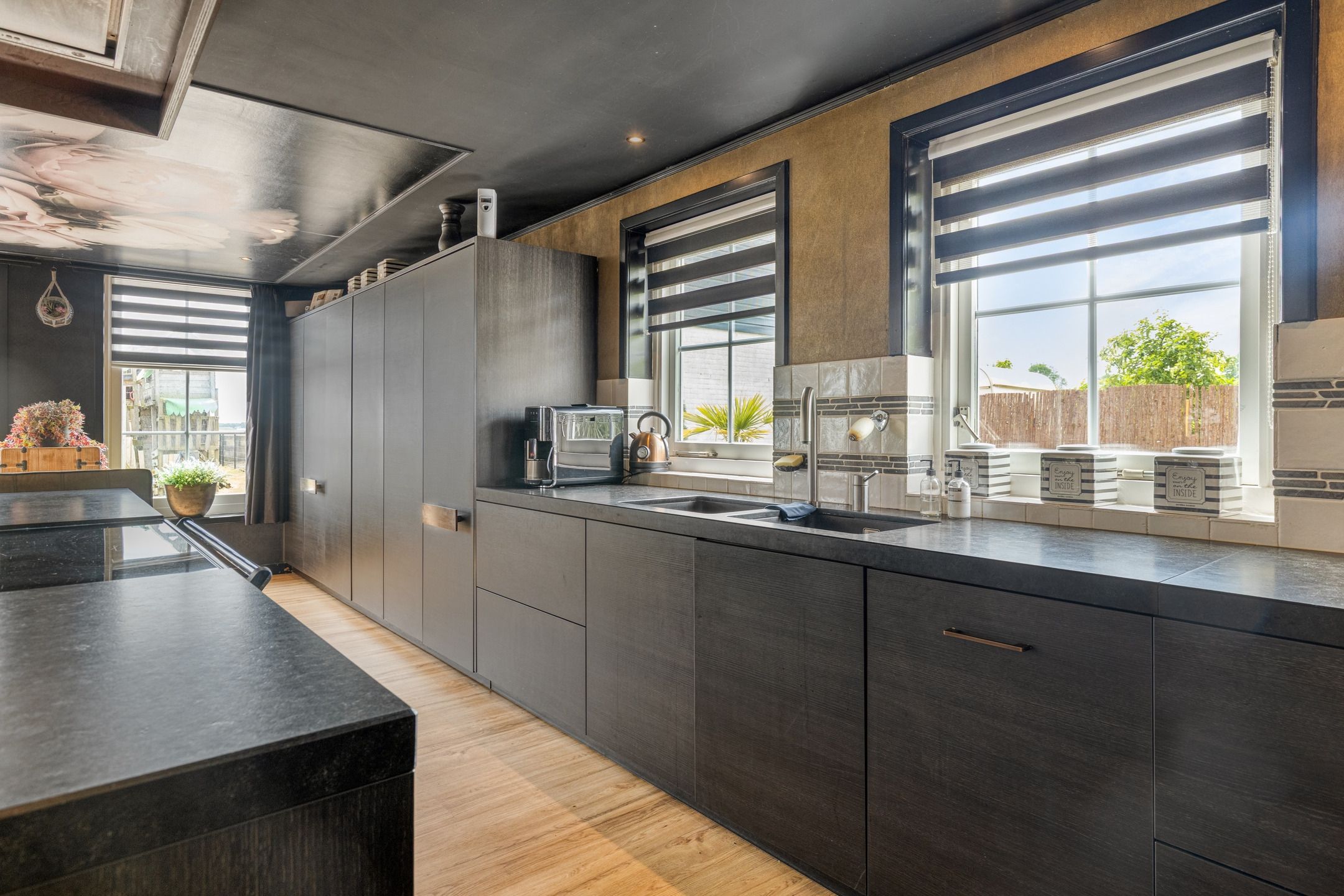 Spacious Residential Farmhouse with Extensive Grounds and Outbuildings in Wieringen — 24
