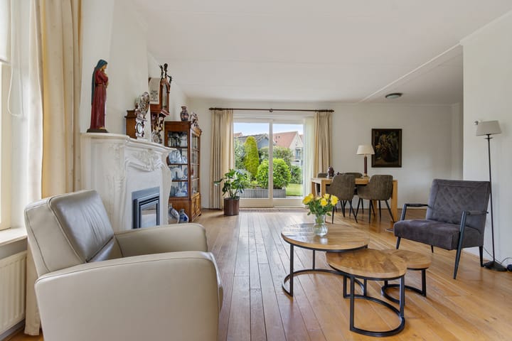 Vrijstaande woning te koop: Helmhout 33, Joure