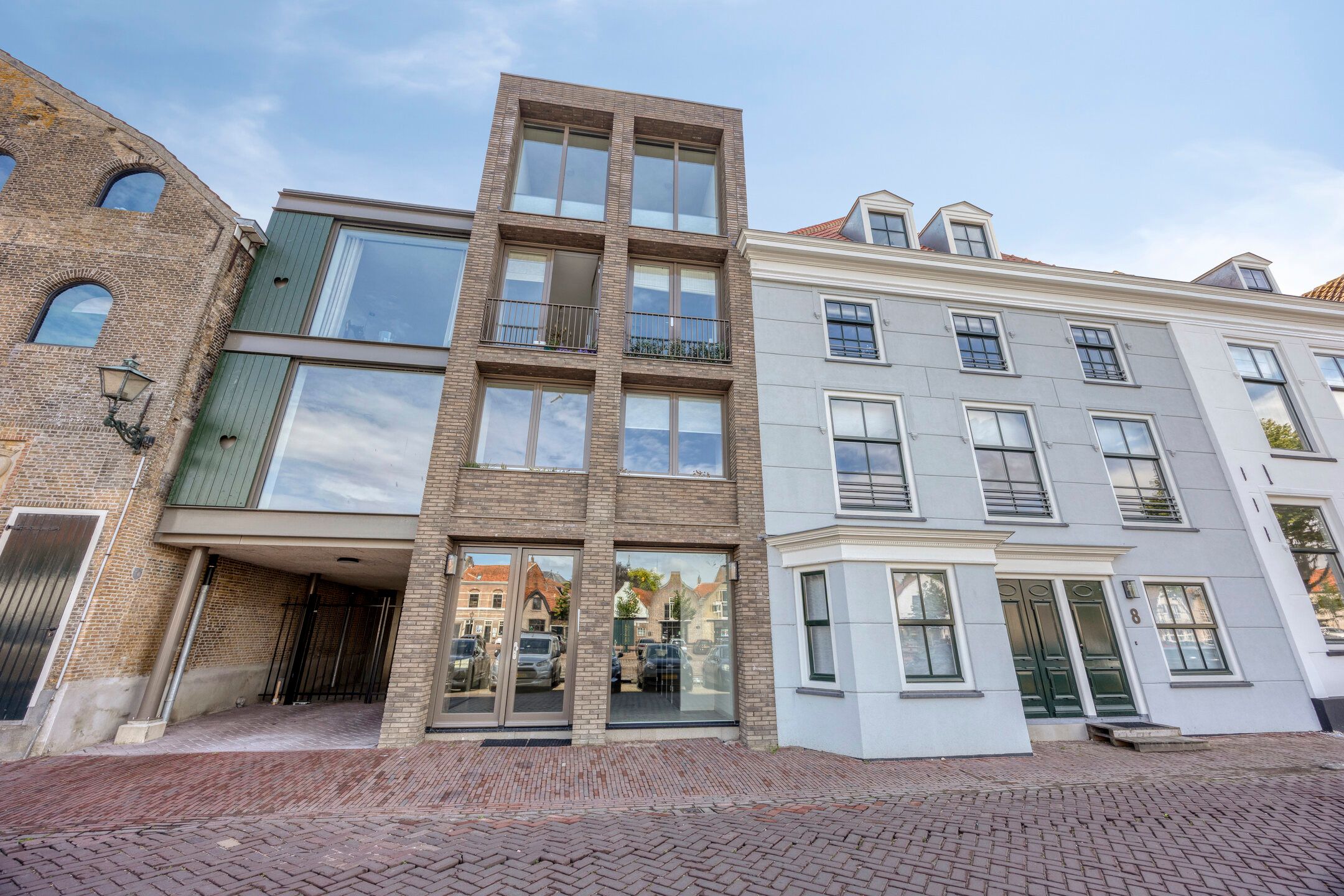 Modern New Build Apartment with Private Parking in Central Brielle — 21
