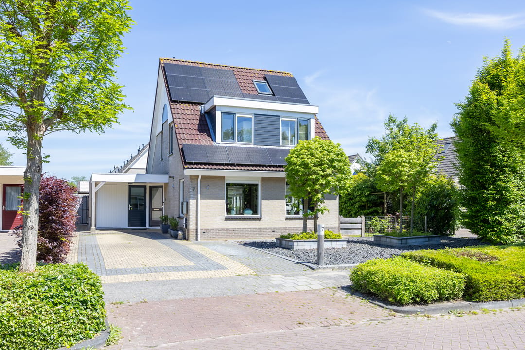Spacious Energy-Efficient Detached Family Home in Historic Workum