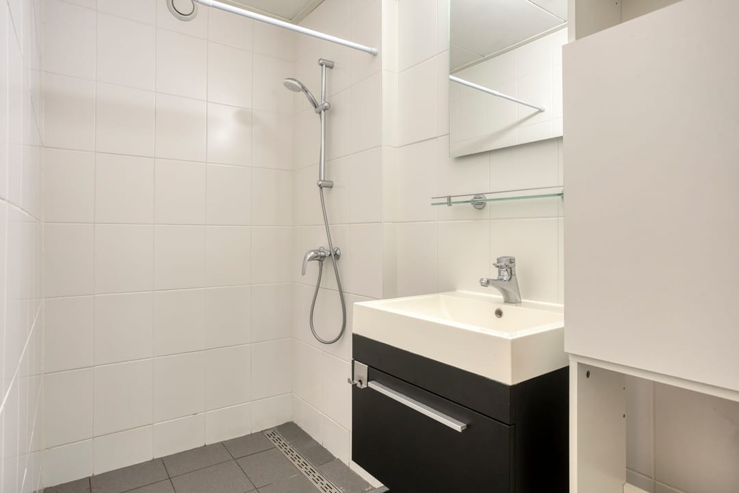 Light Apartment with City Views and Two Bedrooms in the Heart of Apeldoorn — 22