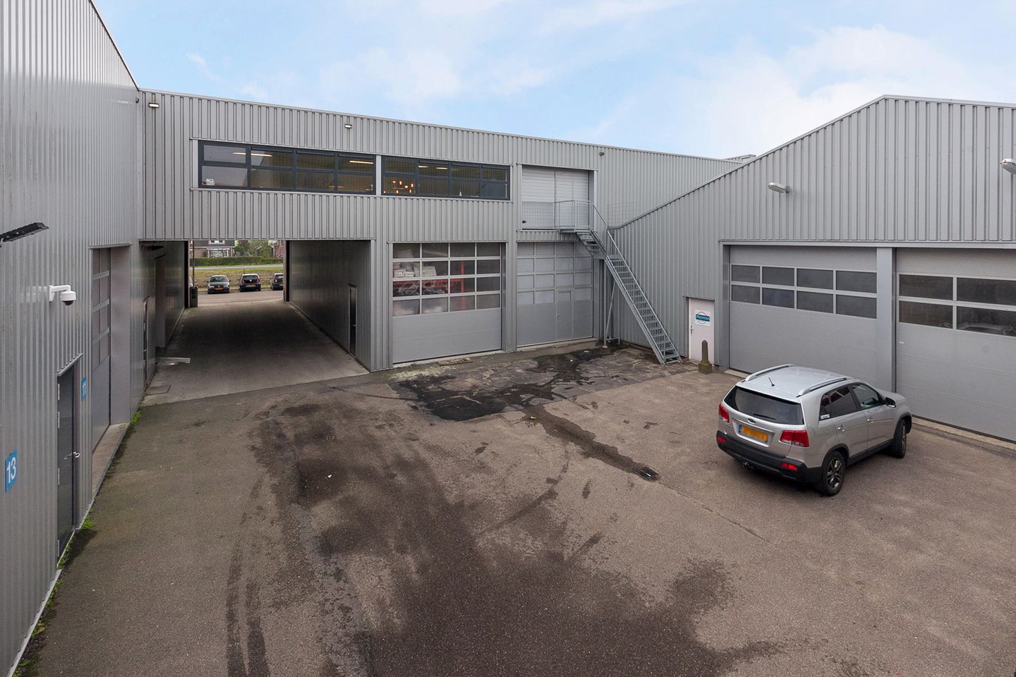 View photo 3 of Industrieweg 3-A