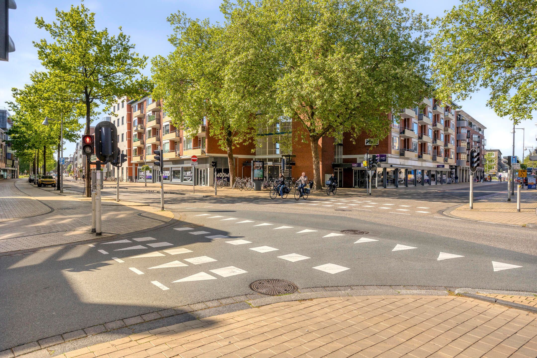 Light Apartment with City Views and Two Bedrooms in the Heart of Apeldoorn — 30