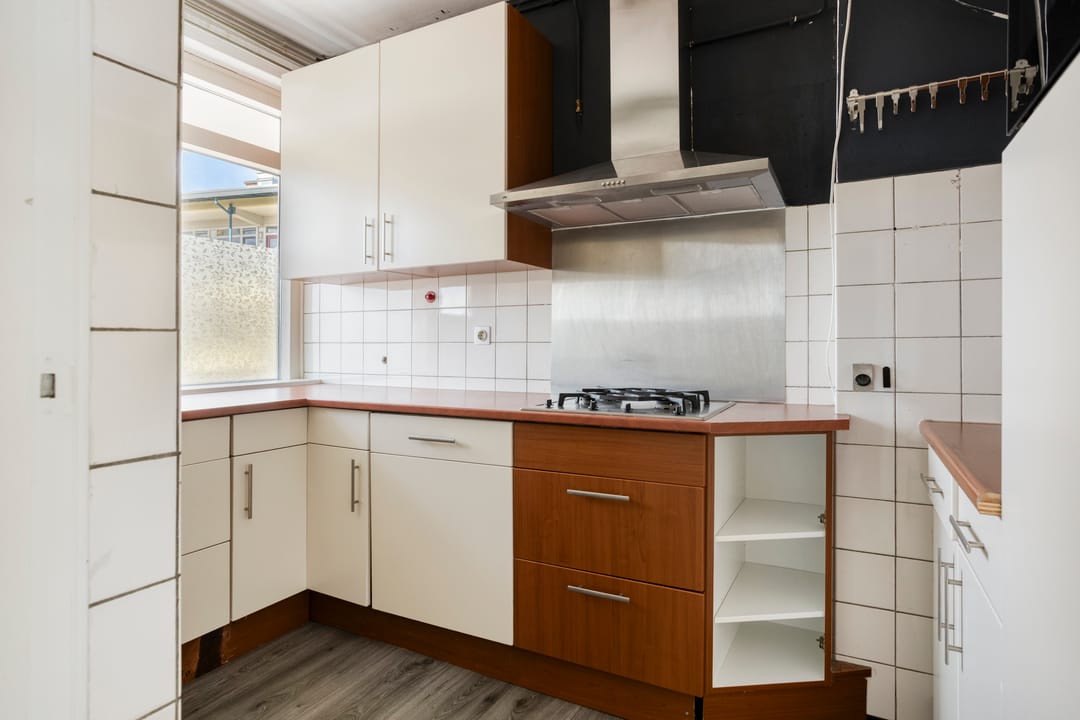 Light Apartment with City Views and Two Bedrooms in the Heart of Apeldoorn — 16