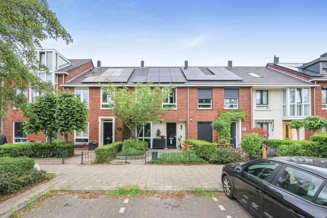 Modern Family Home with A+++ Energy Rating in Heemskerk — 41