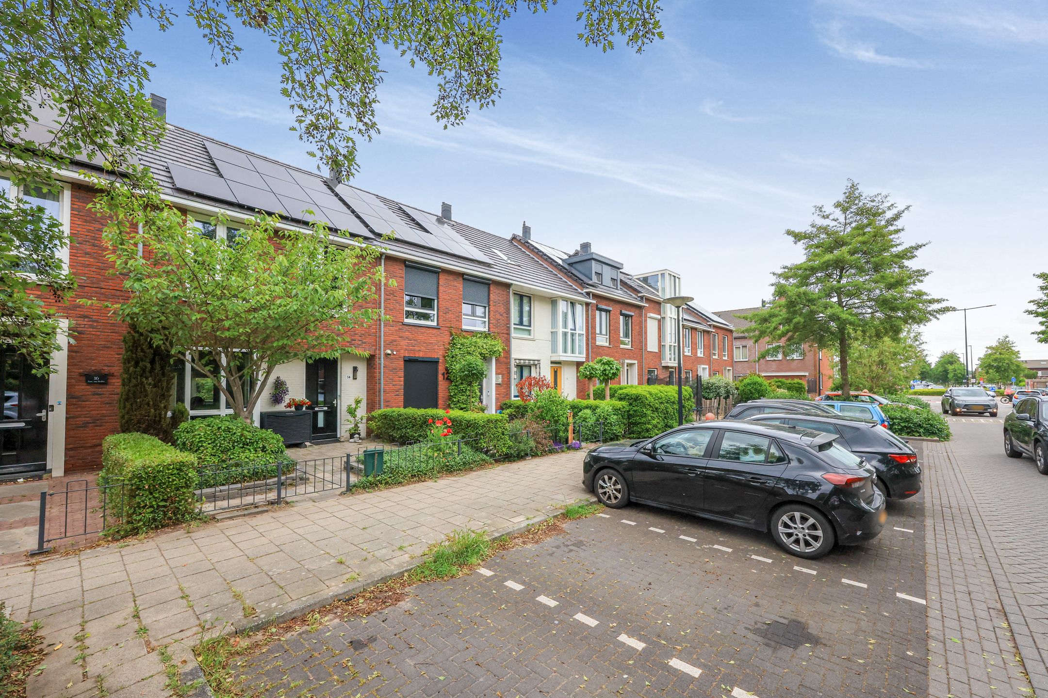 Modern Family Home with A+++ Energy Rating in Heemskerk — 42