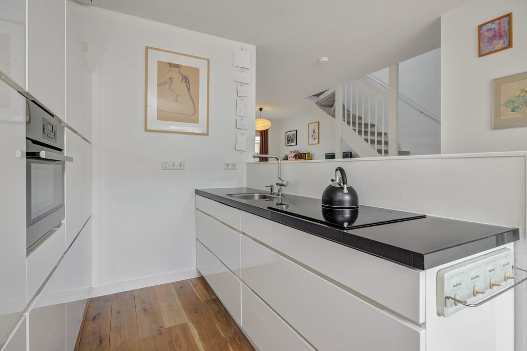 Photo 11 of Von Rheinhabenstraat 4