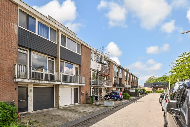 Tussenwoning te koop: Van der Maasstraat 6, Zoetermeer