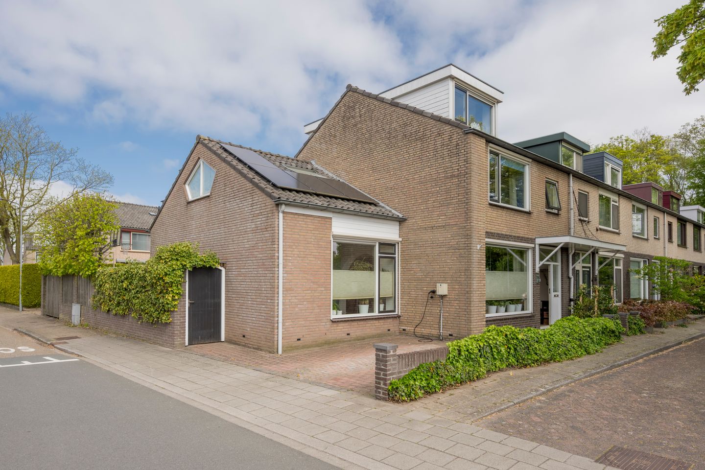 Photo 49 of Larixlaan 74