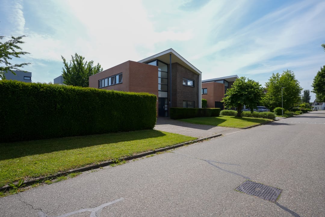 Photo 68 of Courtpendu 13