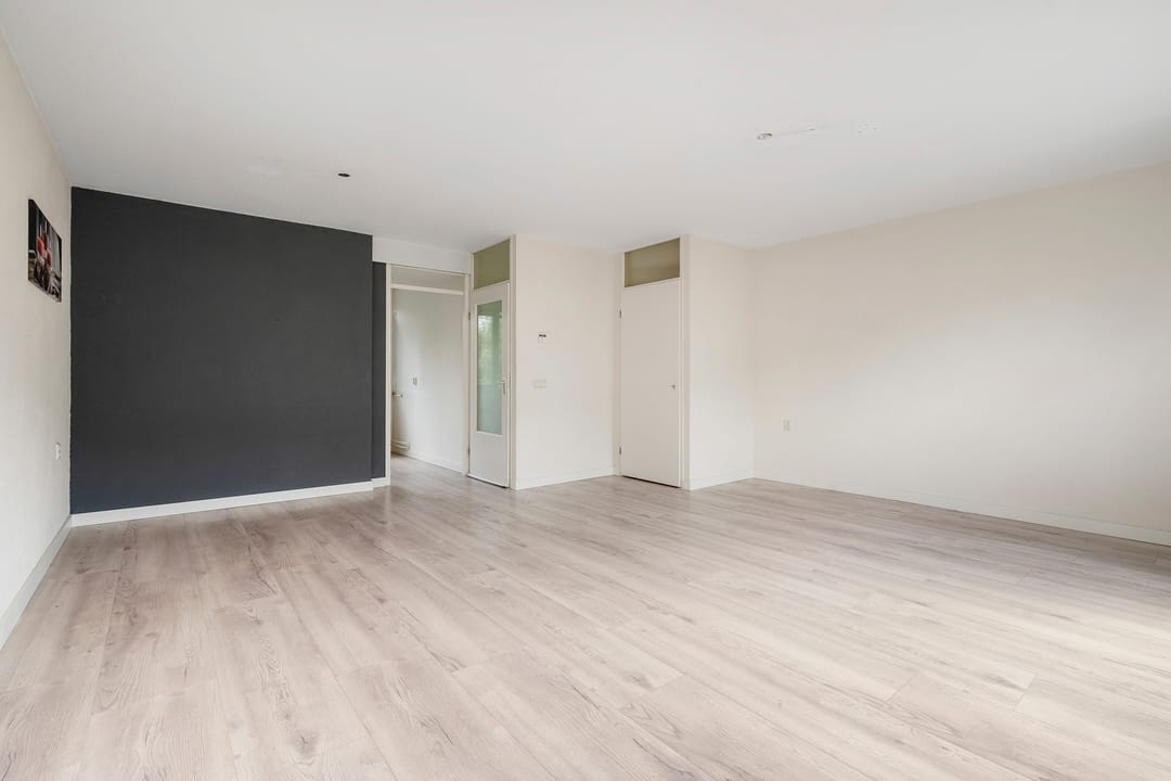 Spacious 5-Bedroom Townhouse with Sunny Southwest Garden in Quiet Toolenburg — 7