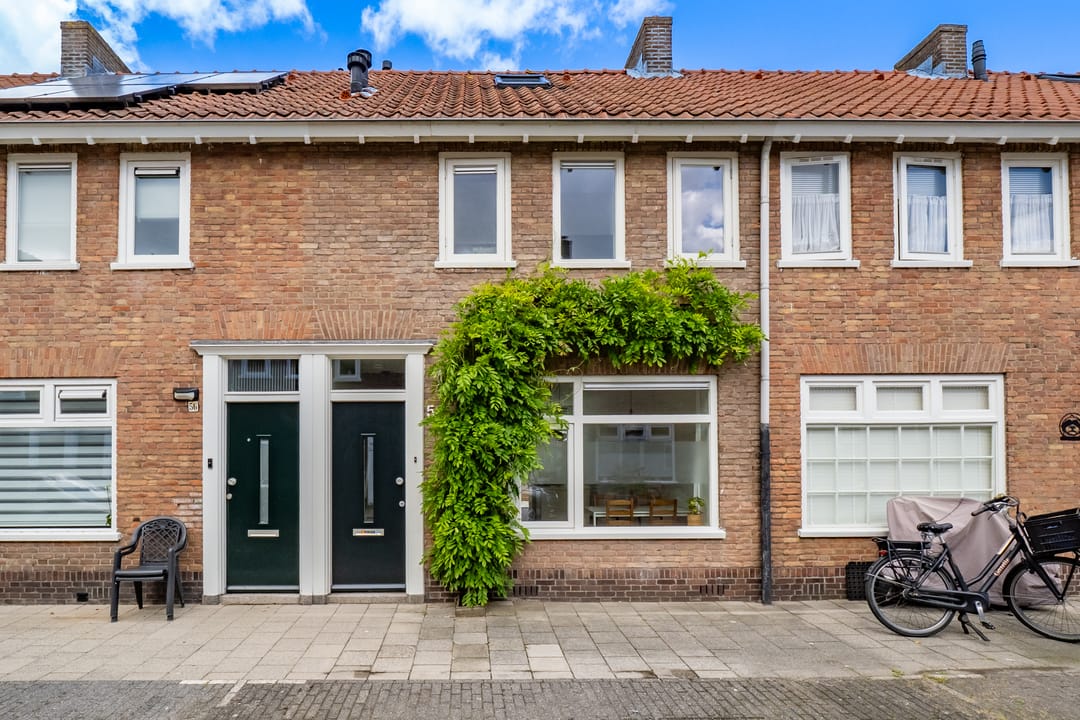 Renovated Family Home with Garden and Energy Label A in Pijlsweerd