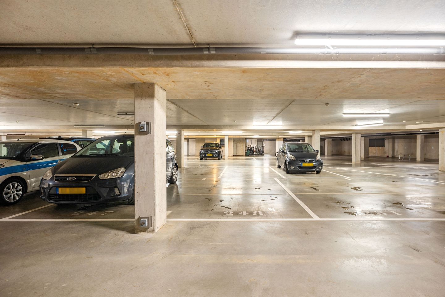 Photo 40 of Piet Mondriaanlaan 401