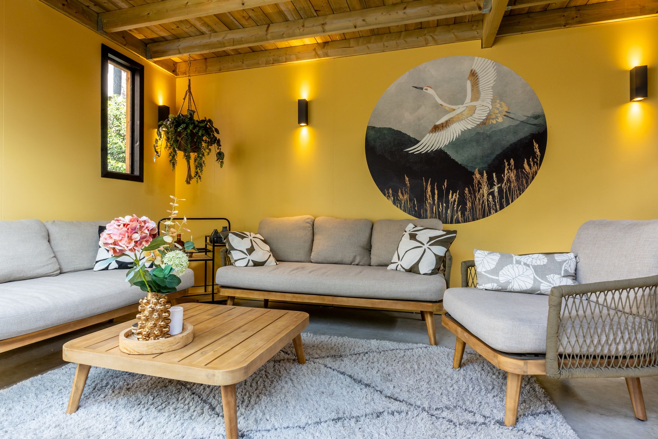 Charming 1930s Waterfront Detached House with Modern Luxury — 60