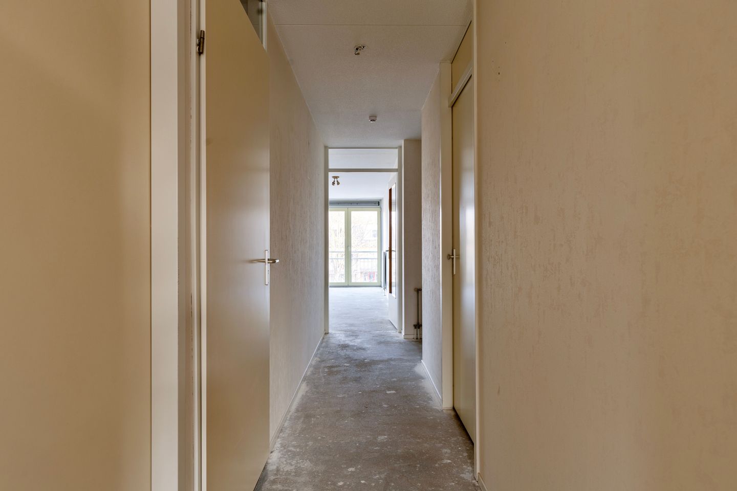 Bright three room apartment in central Lochem — 10