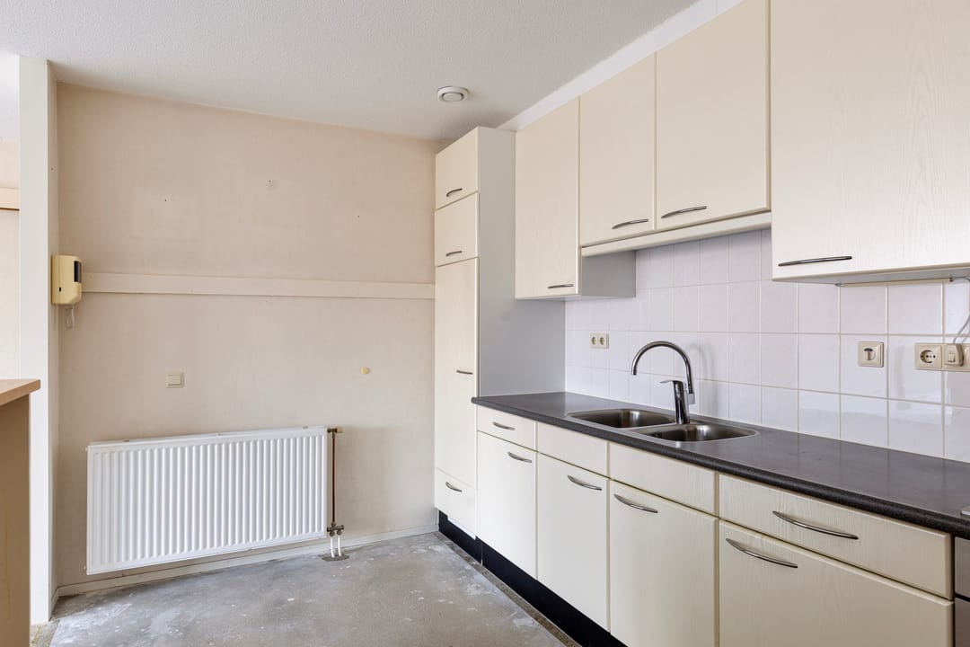 Bright three room apartment in central Lochem — 17