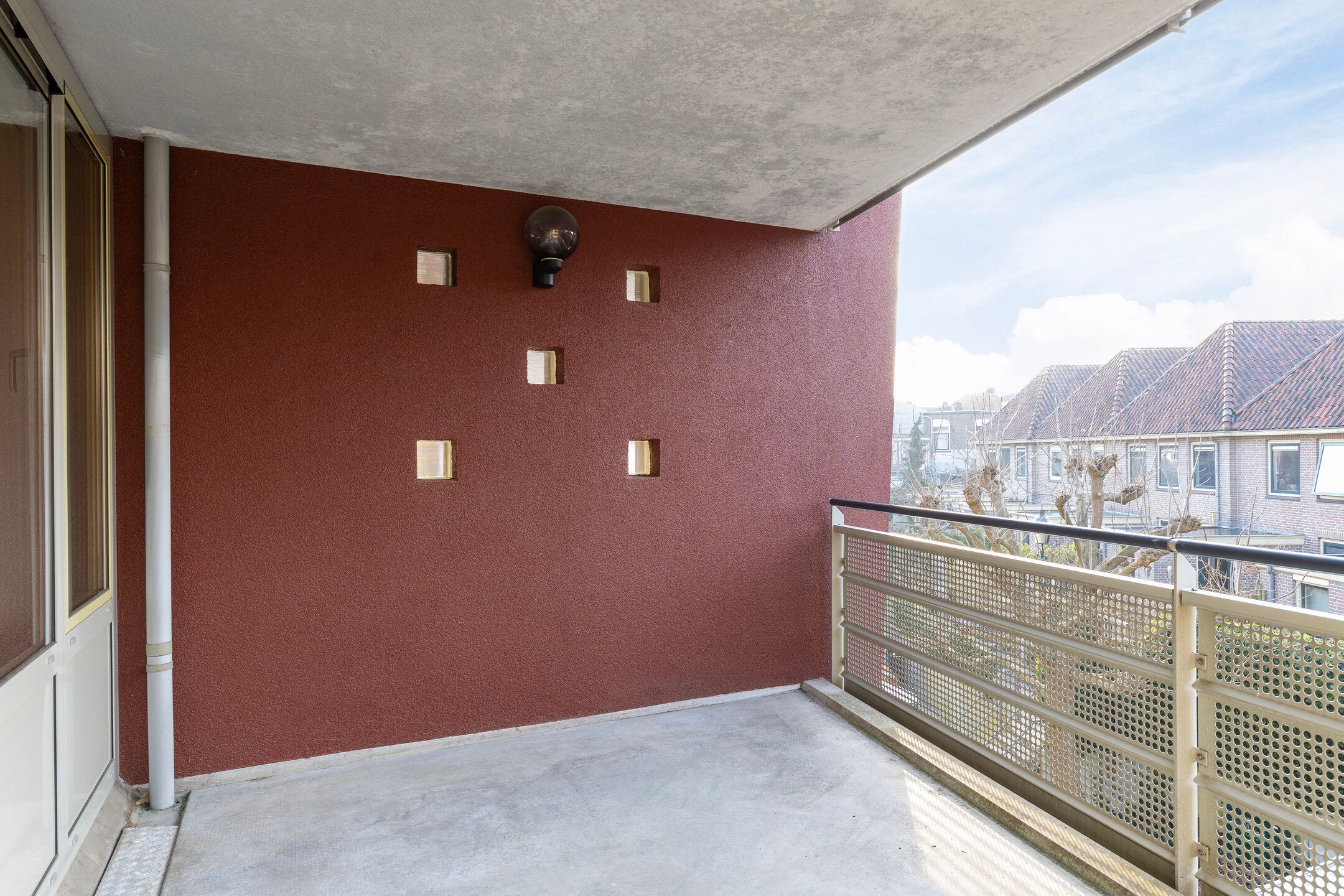 Bright three room apartment in central Lochem — 27