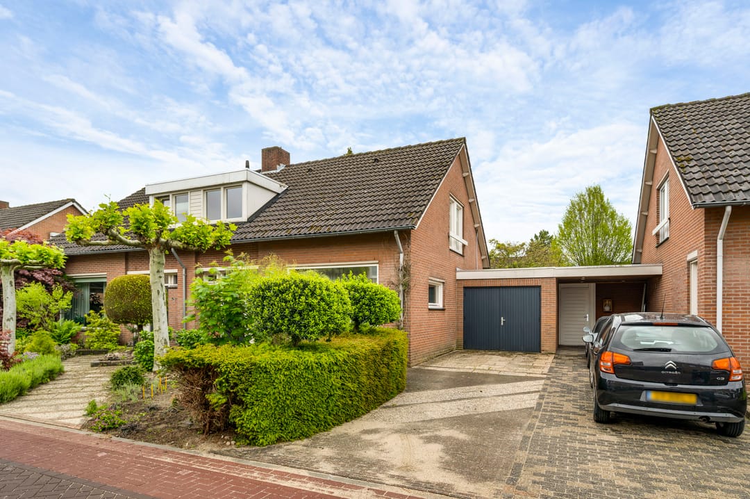 Photo 8 of van Eyckstraat 36