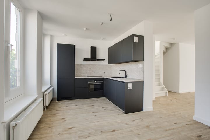 Appartement te koop: Sumatrastraat 245, 'S-Gravenhage