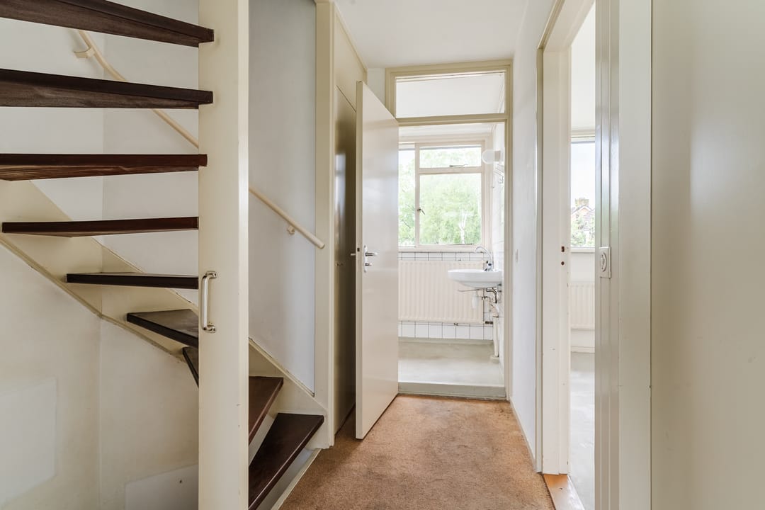 Spacious End Terraced House with Four Bedrooms in Family-Friendly IJpelaar Neighborhood — 22