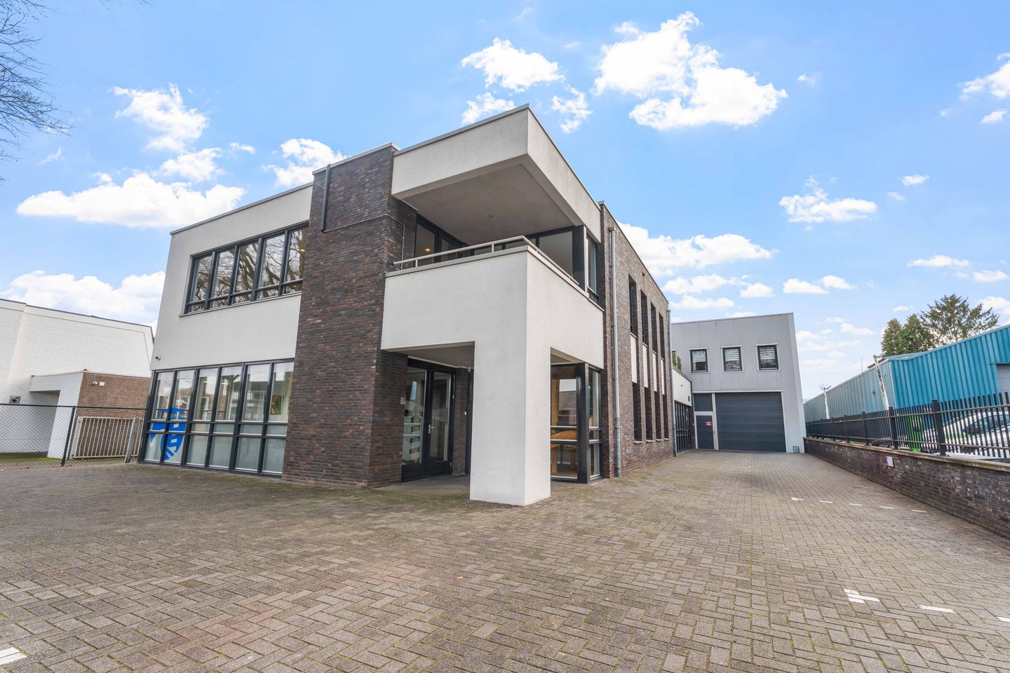View photo 2 of Industrieweg 7