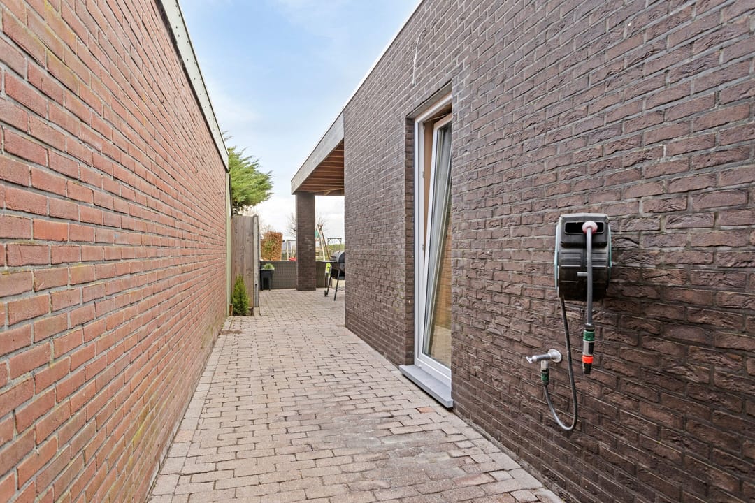 Photo 28 of Zandstraat 24