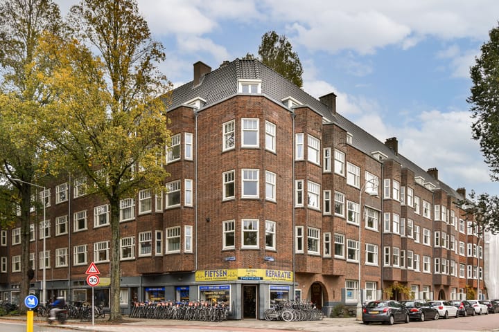 Photo 2 of Albert Neuhuysstraat 30-3