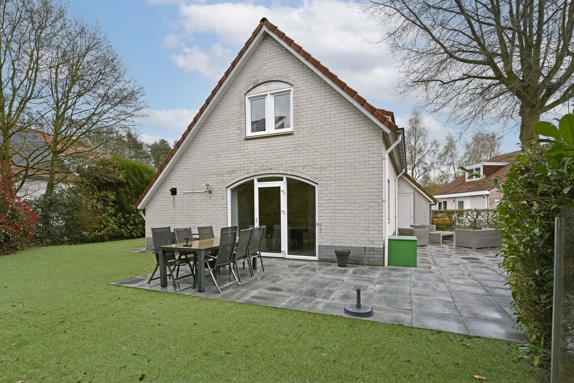 3-bedroom freehold villa in Arcen — photo 3 of 5