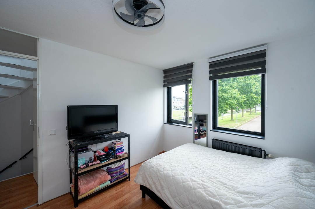 Photo 23 of Piranesistraat 73