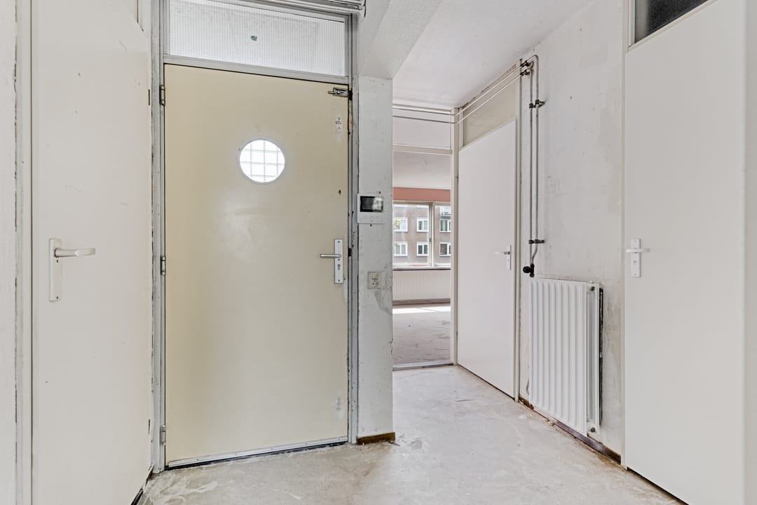 Spacious 3 Bedroom Apartment with Balcony in Venserpolder — 7