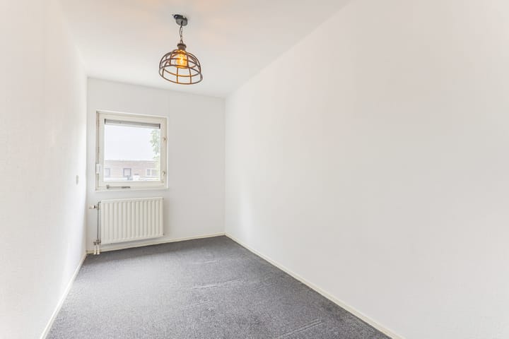 Hoekwoning te koop: Oegstgeeststraat 271, Tilburg
