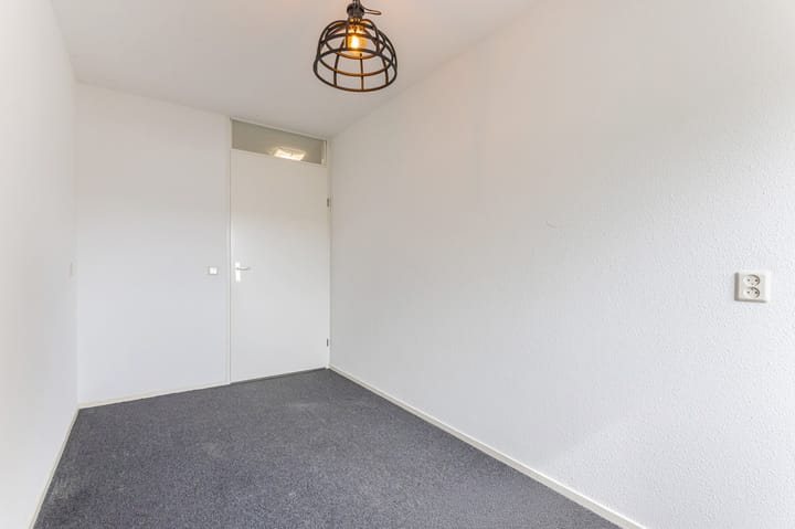 Hoekwoning te koop: Oegstgeeststraat 271, Tilburg